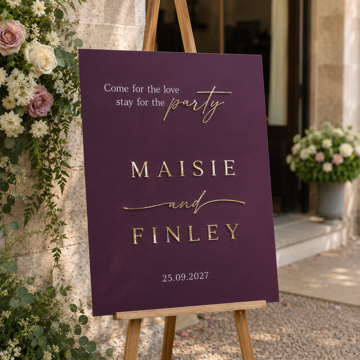 Maisie Welcome Sign